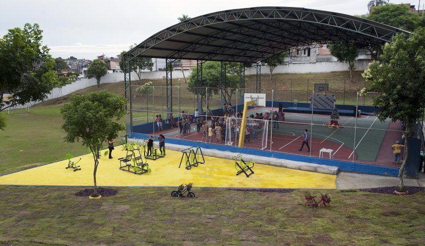 Aulas de atletismo no Parque da Cidade