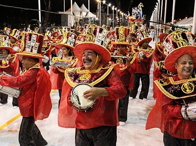 Desfile Carnaval Mogi das Cruzes SP