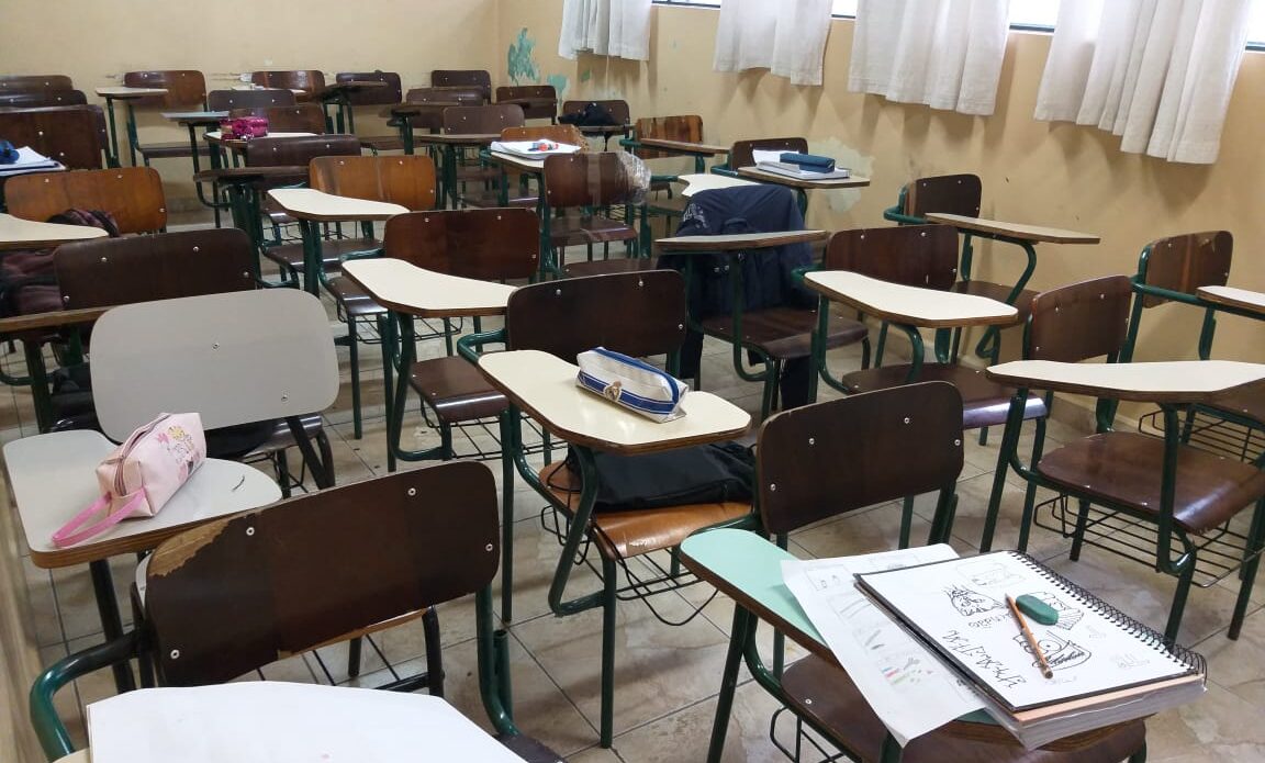 Sala de Aula - Escola Professor Raul Brasil - Suzano