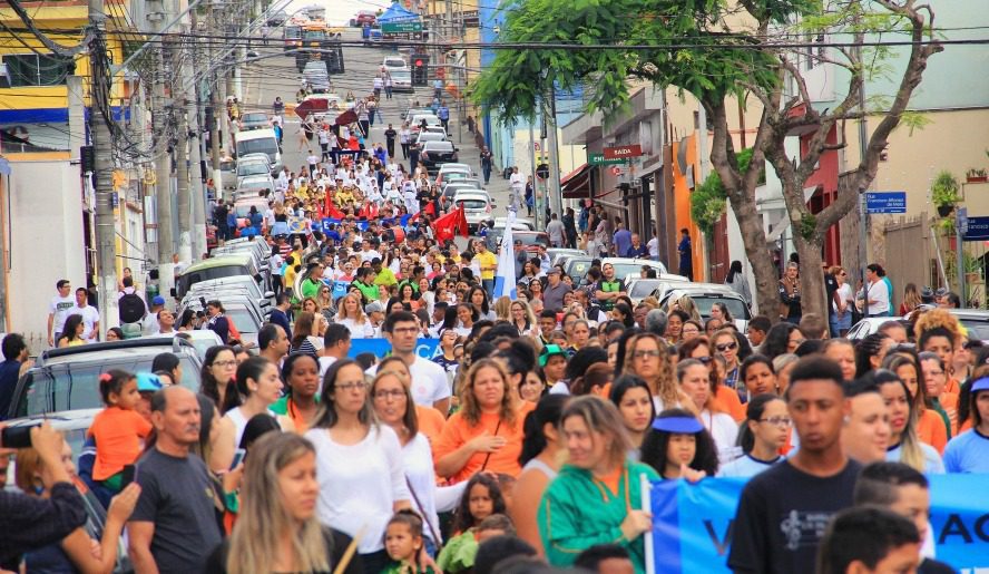 Desfile Cívico Militar - Braz Cubas