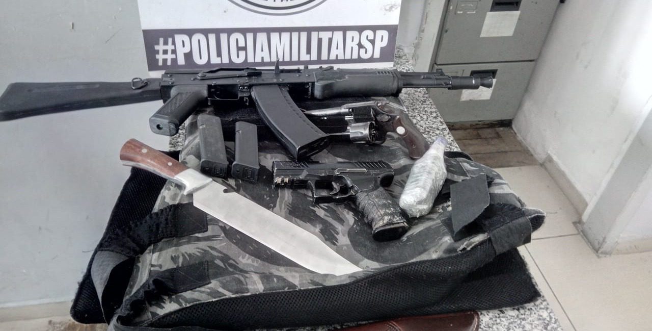 Armas apreendidas pela PM SP em Mogi das Cruzes