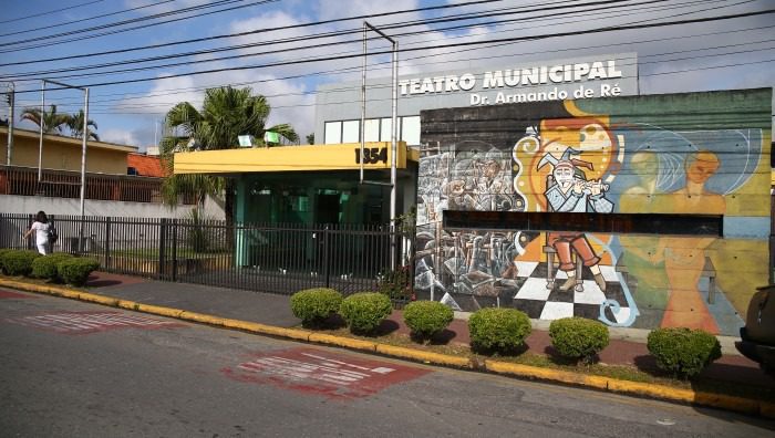 Teatro Municipal Dr. Armando Ré - Suzano