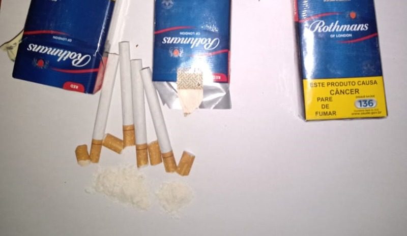 Cocaína escondida em cigarros - CDP de Suzano