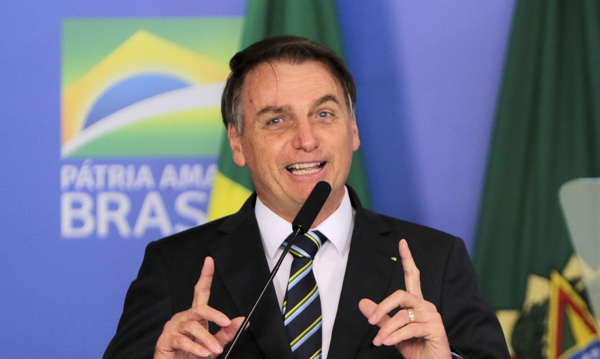 Bolsonaro fala em prorrogar o auxílio emergencial até o final de ...