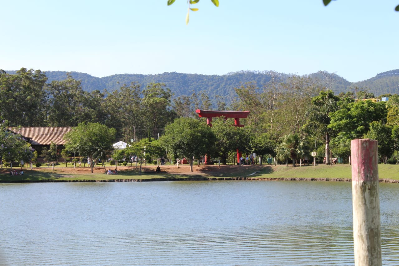 Prefeitura de Mogi das Cruzes - Notícias - Projeto Eco Yoga começa neste  domingo (18/2), a partir das 9 horas, no Parque Centenário