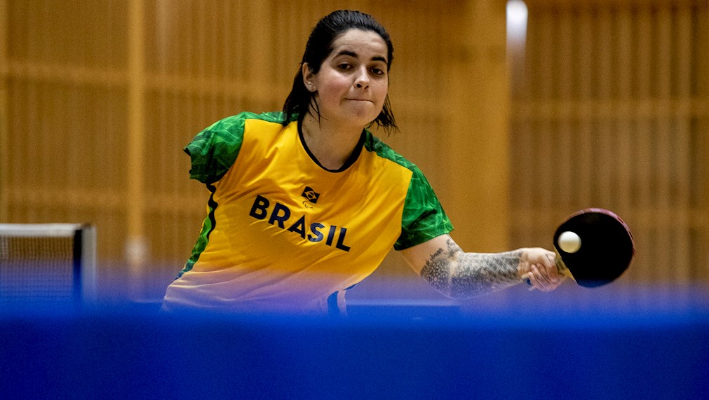 Bruna Alexandre - Atleta paralímpica de tênis de mesa