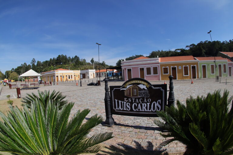 Vila Luís Carlos Guararema