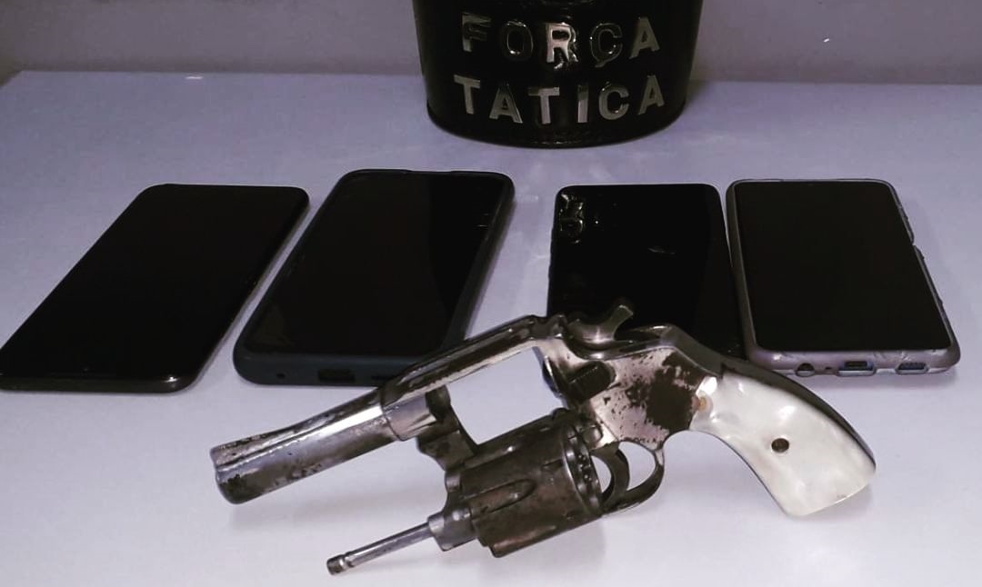 Arma apreendida pela PM em Ferraz de Vasconcelos