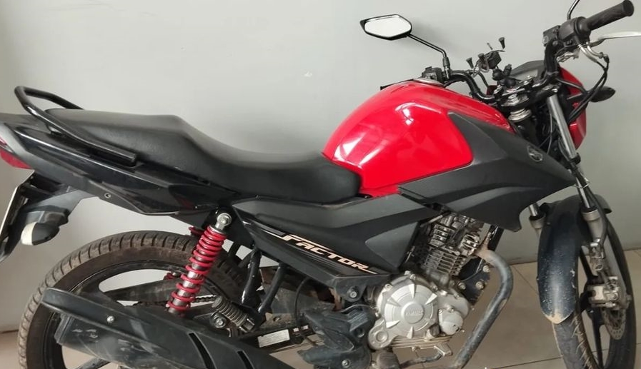 motocicleta furtada