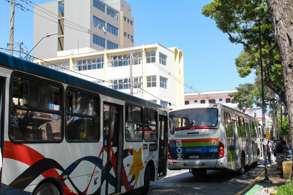 Praça da Matriz - Mogi das Cruzes - Praça Coronel Benedito Almeida - Centro - Ônibus - Transporte Público