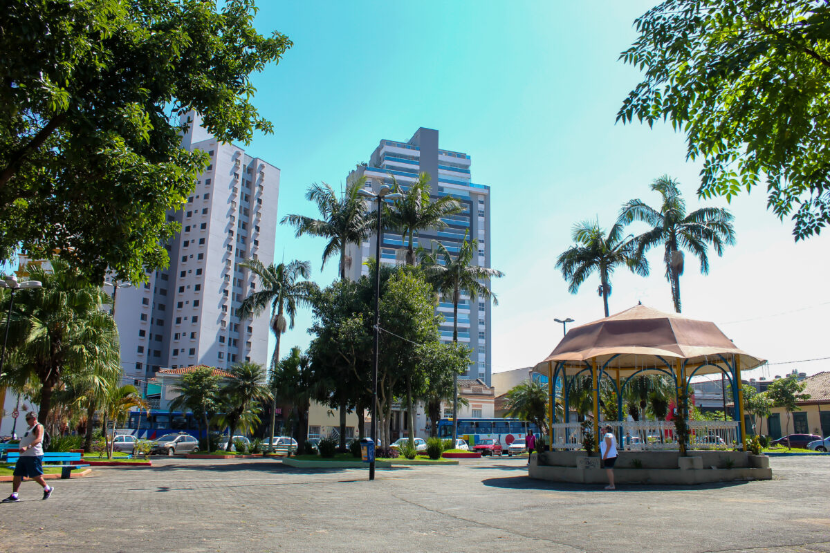 Praça São Benedito - Centro - Mogi das Cruzes