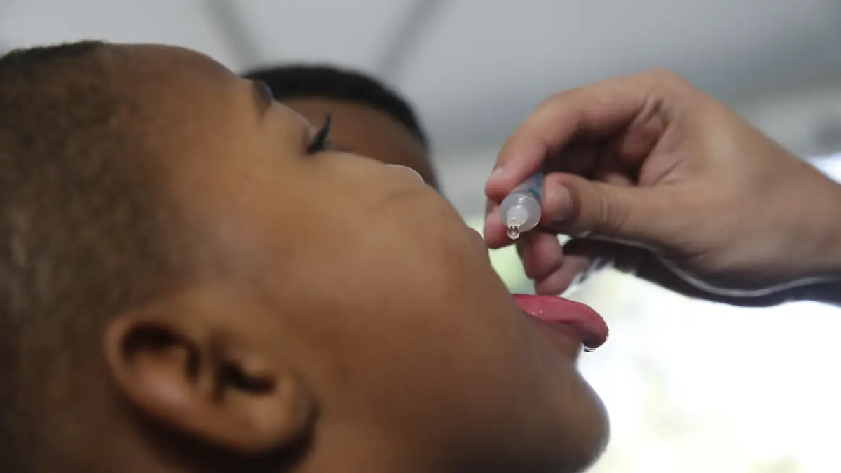 Vacinação Poliomelite Arujá