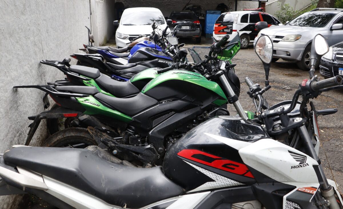 Motos roubadas em Suzano