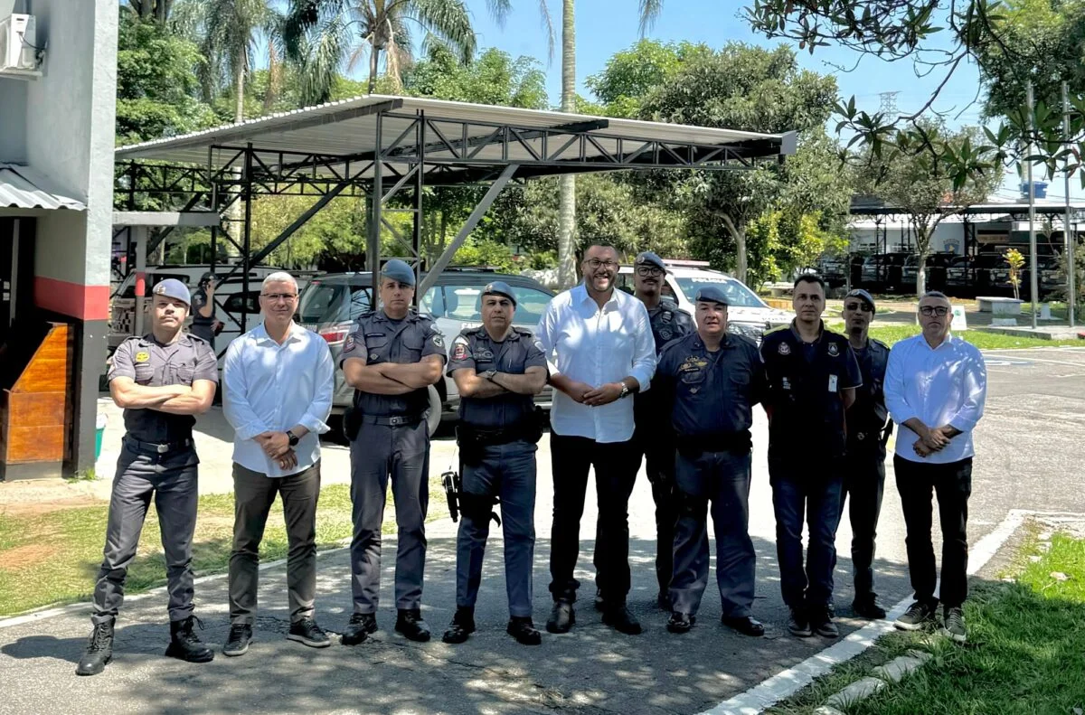 Saulo Souza visita 32 Batalhão de Polícia