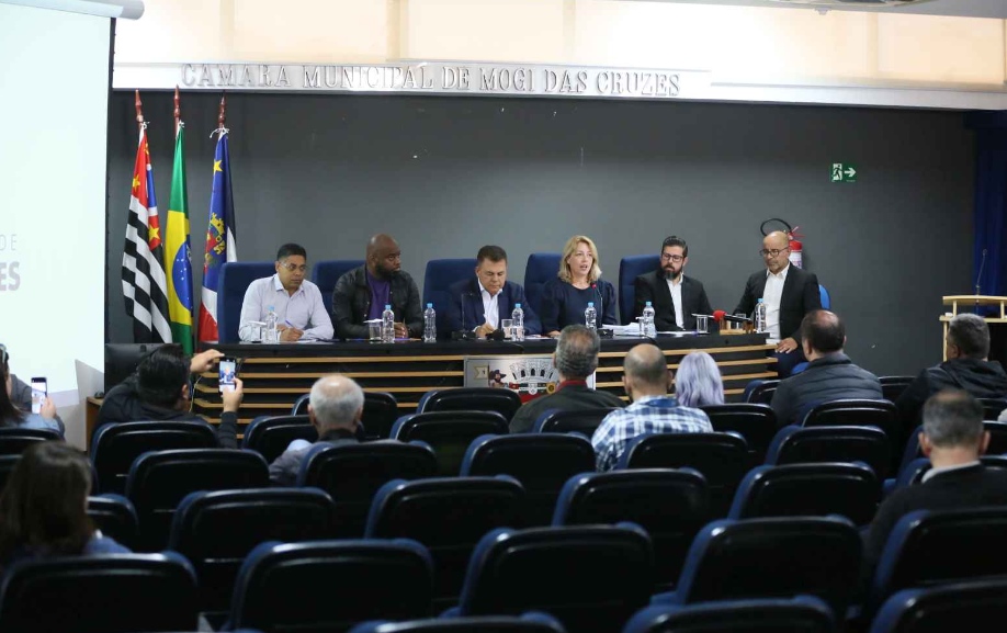 Reunião na Câmara de Mogi das Cruzes