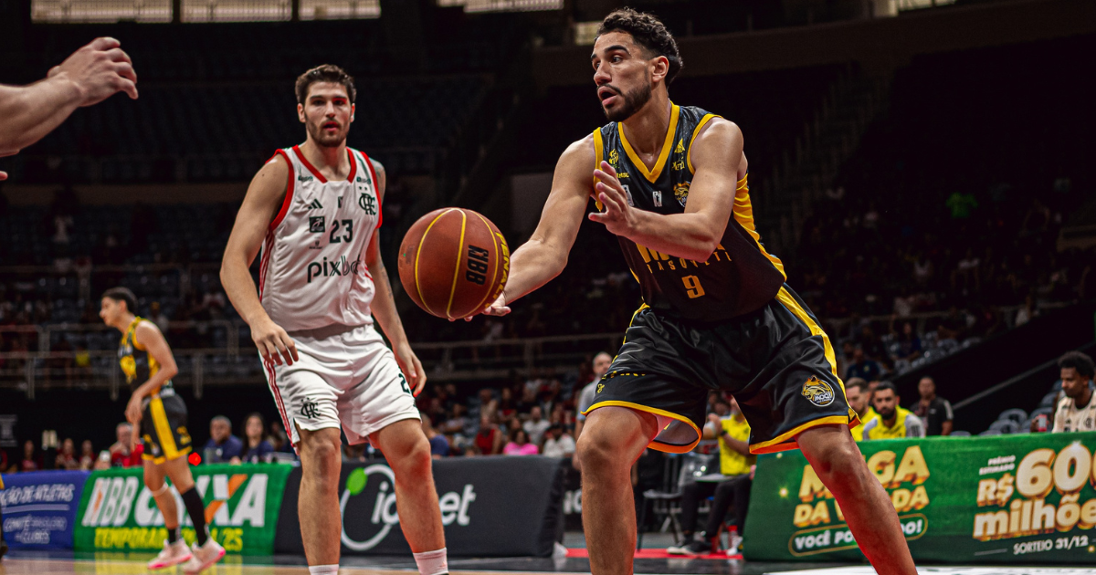 Mogi Basquete e Flamengo