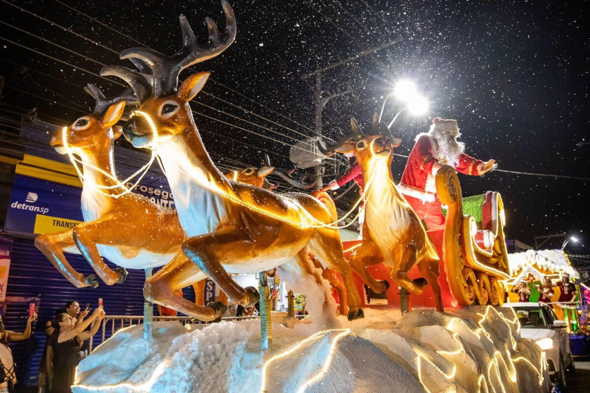 Parada de Natal Itaquaquecetuba