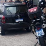 Carro furtado encontrado em Ferraz de vasconcelos