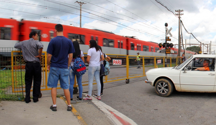 Passagem em nível em Mogi das Cruzes