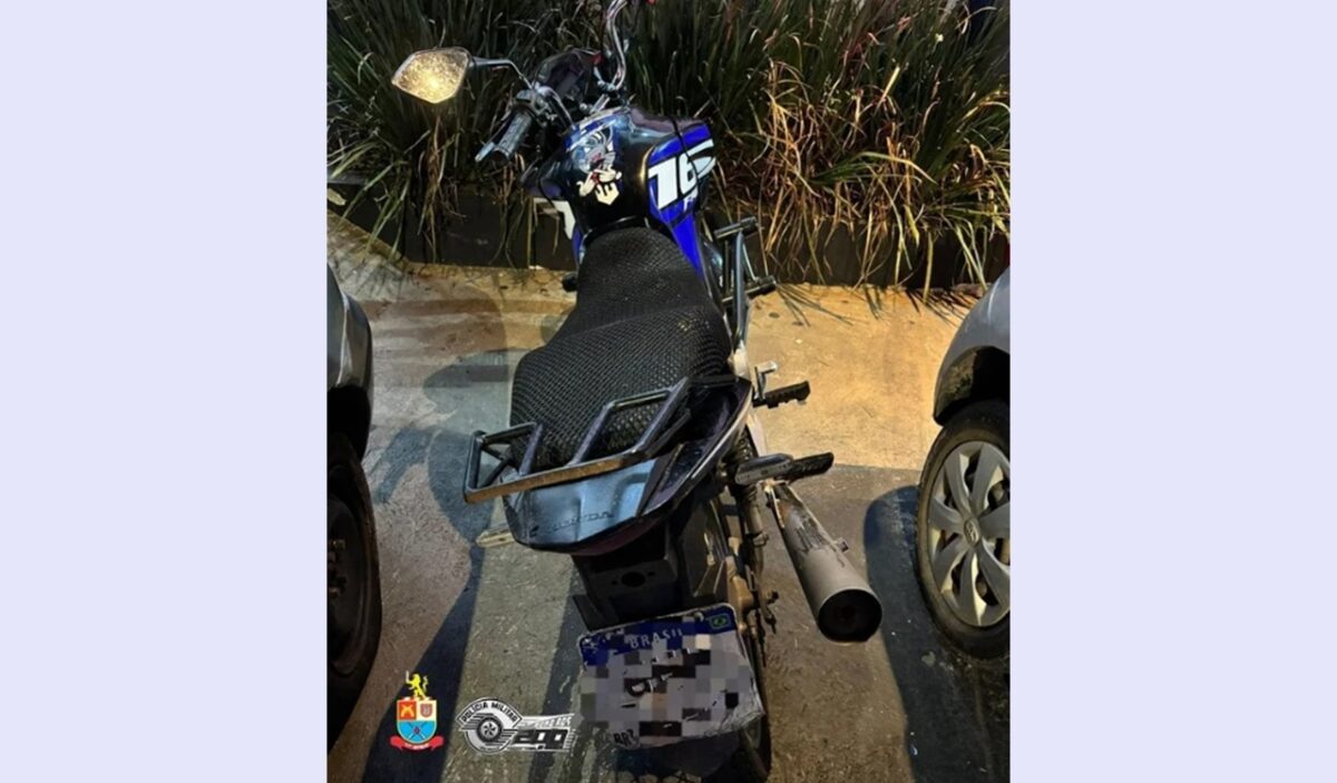 Moto roubada em Mogi das Cruzes