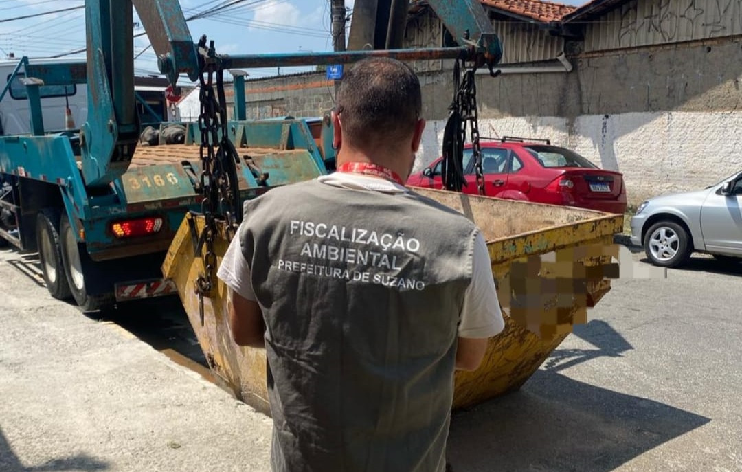 Apreensão de caçamba em Suzano