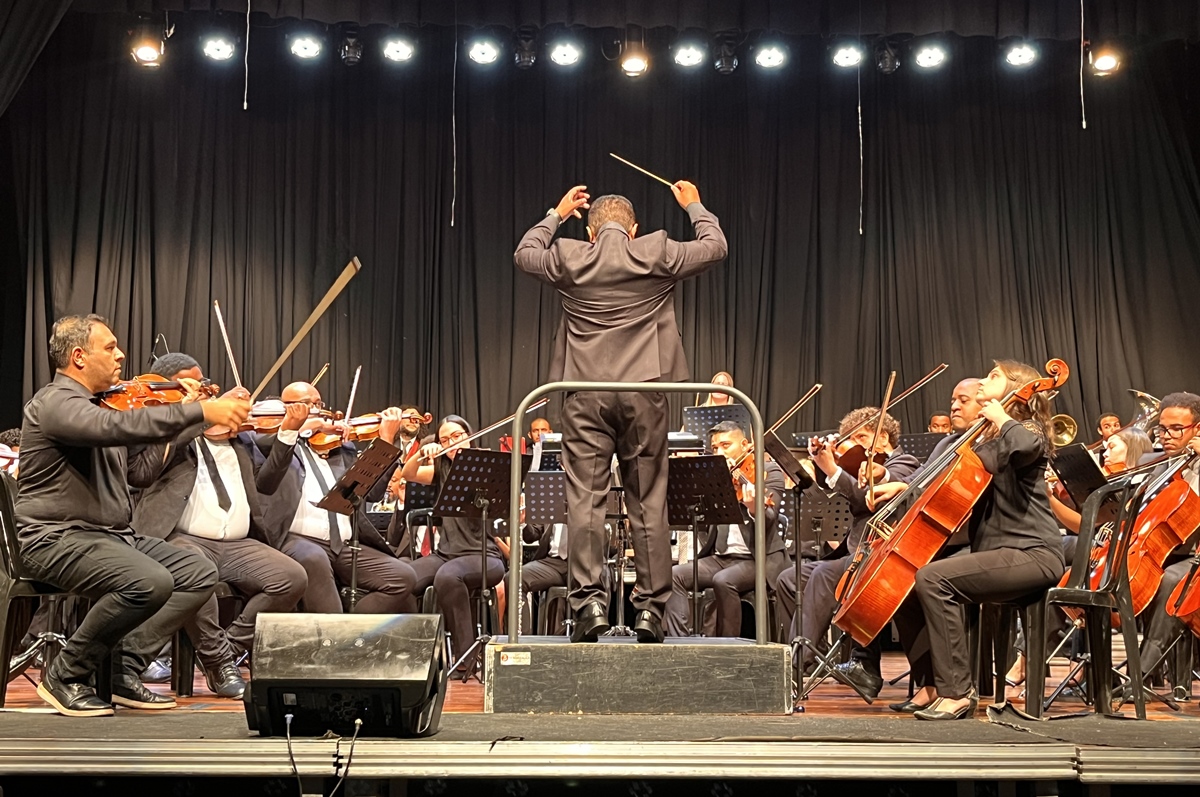 Orquestra Sinfônica de Mogi das Cruzes (Maestro Lelis Gerson)