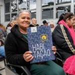 Entrega de títulos em Mogi das Cruzes