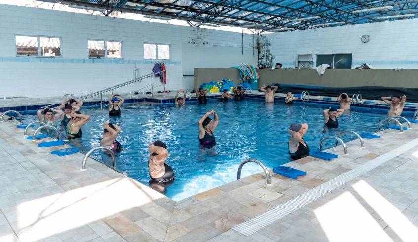 Aulas de hidroginástica no Pró-Hiper