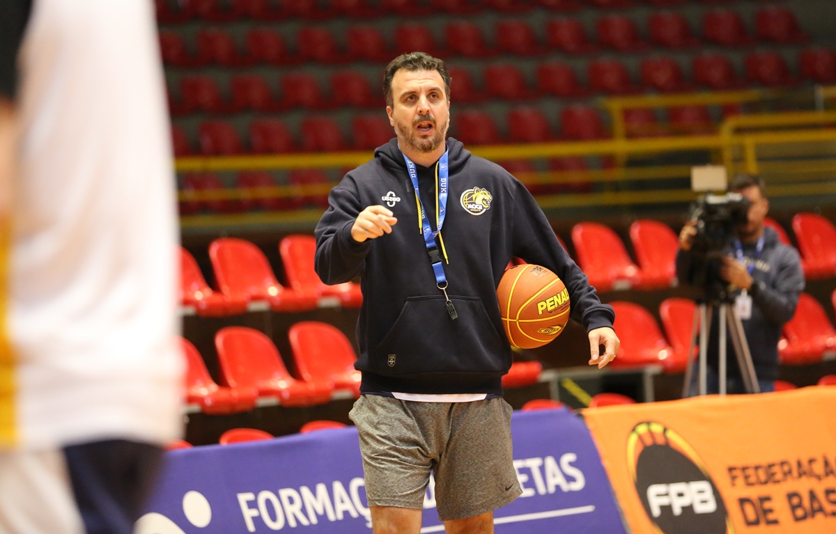 Fernando Penna - Mogi Basquete