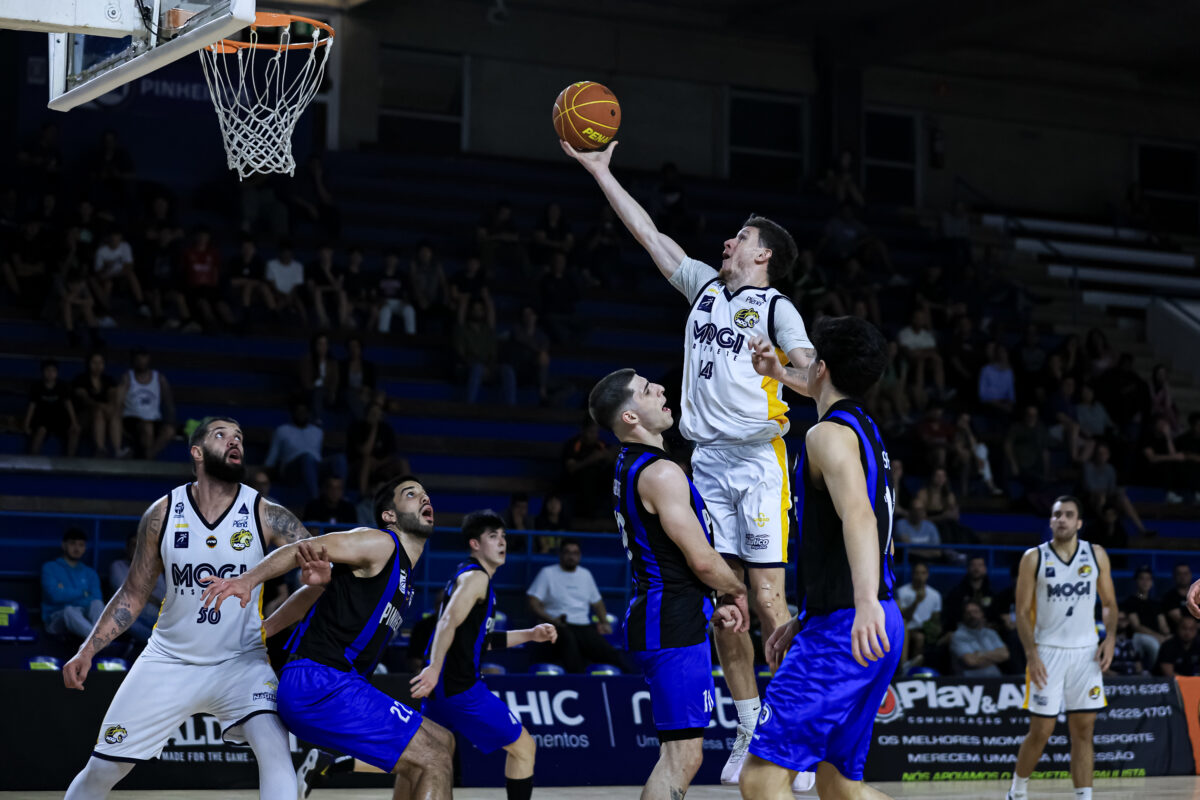 Mogi Basquete x Pinheiros