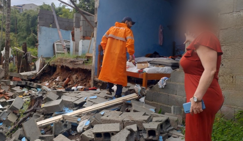Queda de Muro em Mogi das Cruzes
