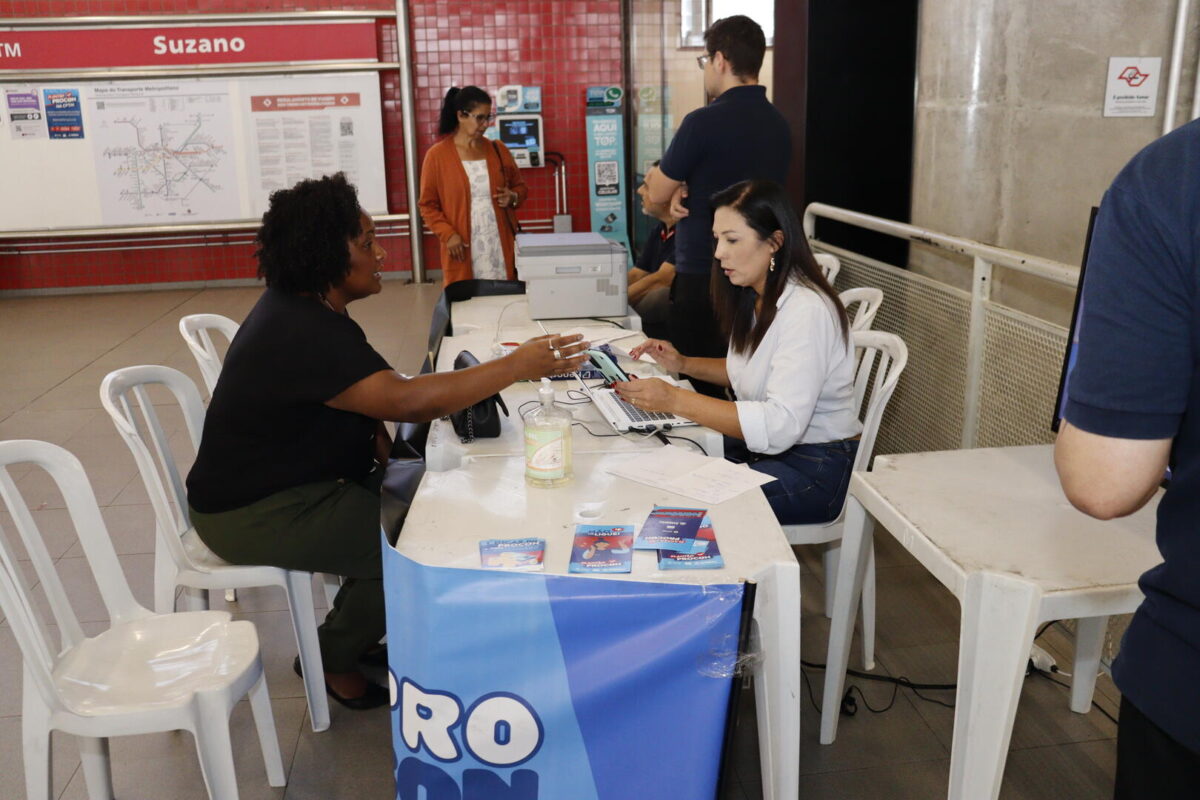 Ação Procon Estação Suzano