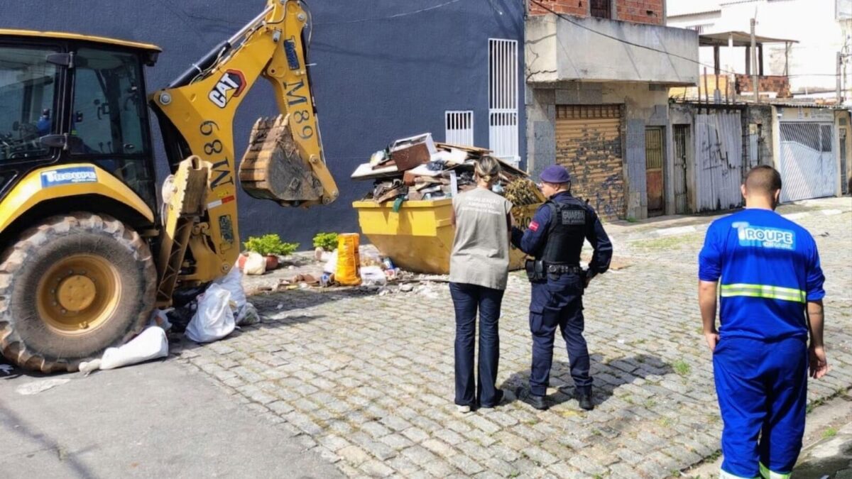 Caçamba Irregular Suzano