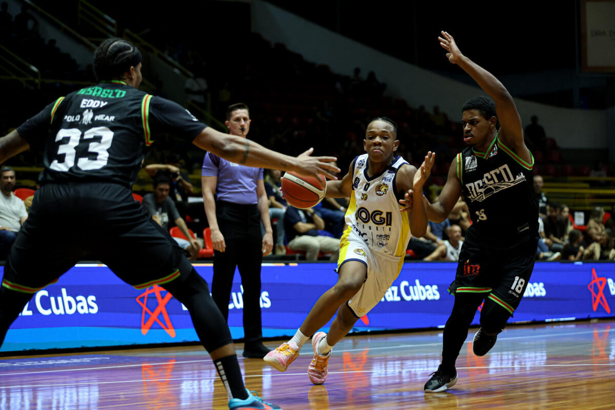 Mogi Basquete vs Osasco