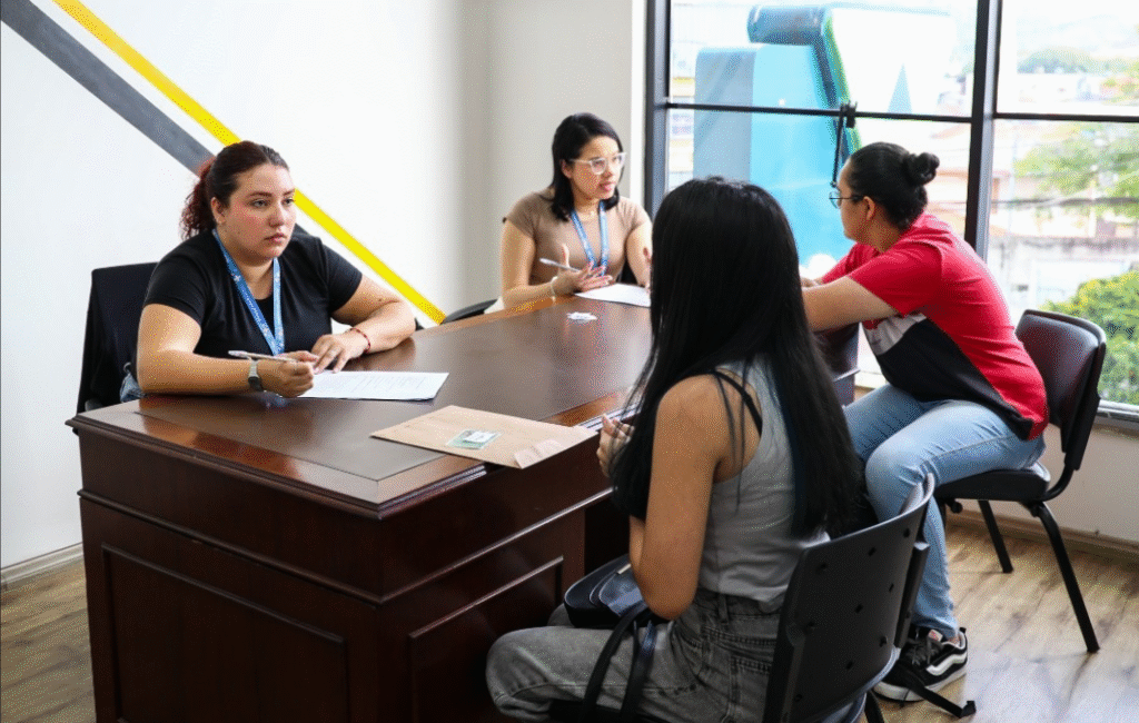 Mutirão de Emprego Ferraz