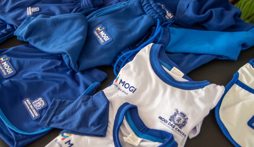 Uniformes escolares na rede municipal de Mogi das Cruzes