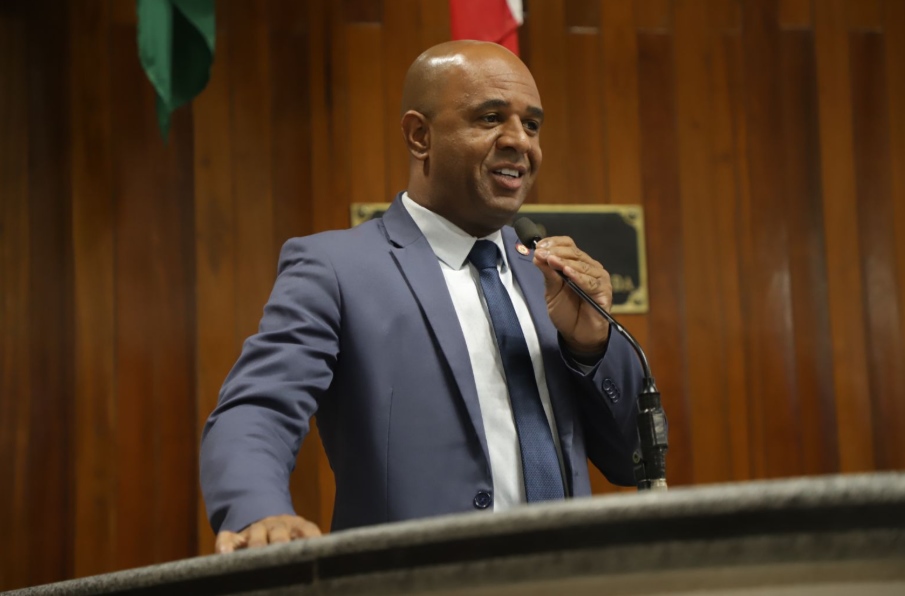 vereador juliano botelho