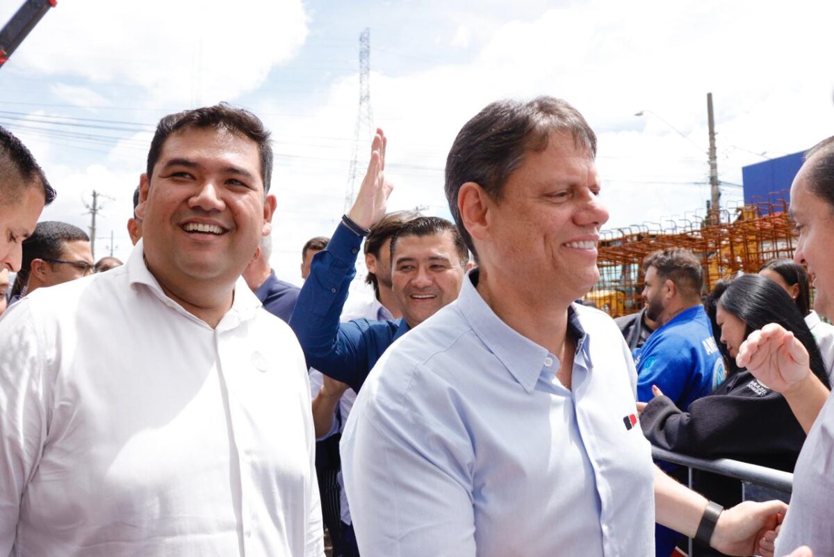 Tarcísio de Freitas e Pedro Ishi