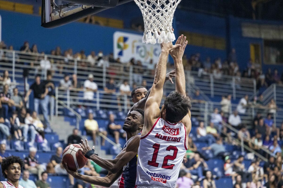 Mogi Basquete