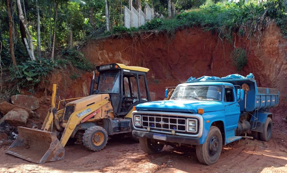 Movimentação irregular de terra em Suzano