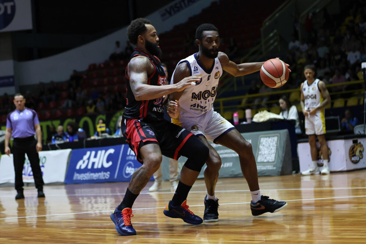 Mogi Basquete vs Franca