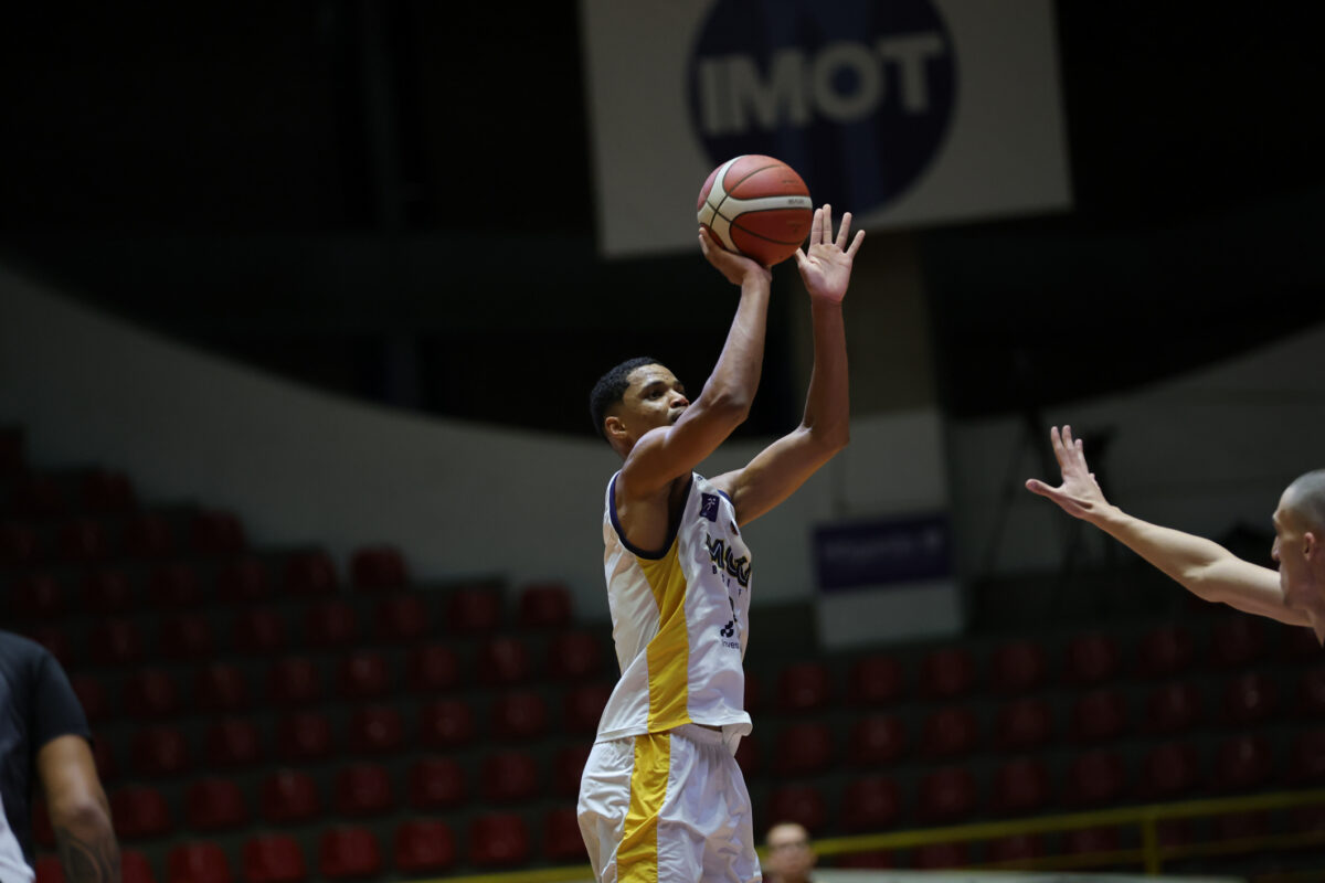 mogi basquete