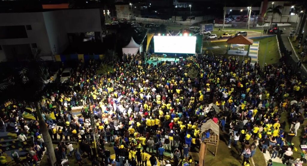 Telão para ver o jogo do Brasil em Ferraz de Vasconcelos