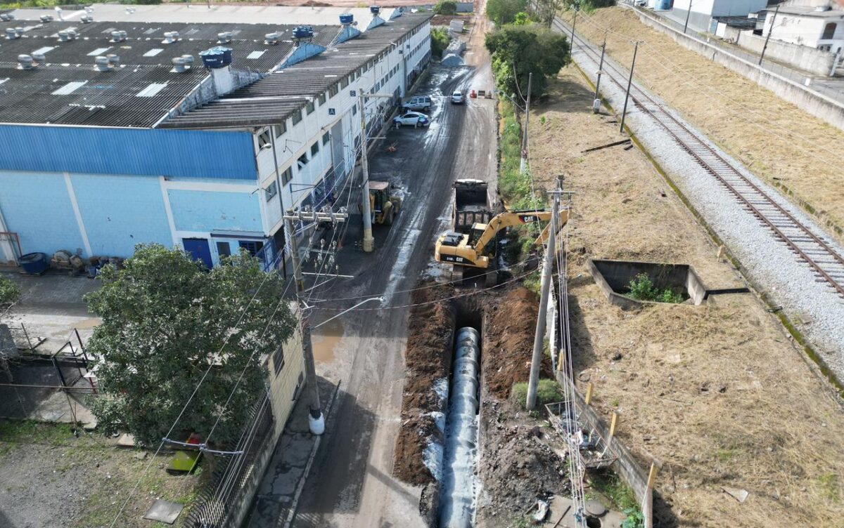 Obras em Itaquaquecetuba