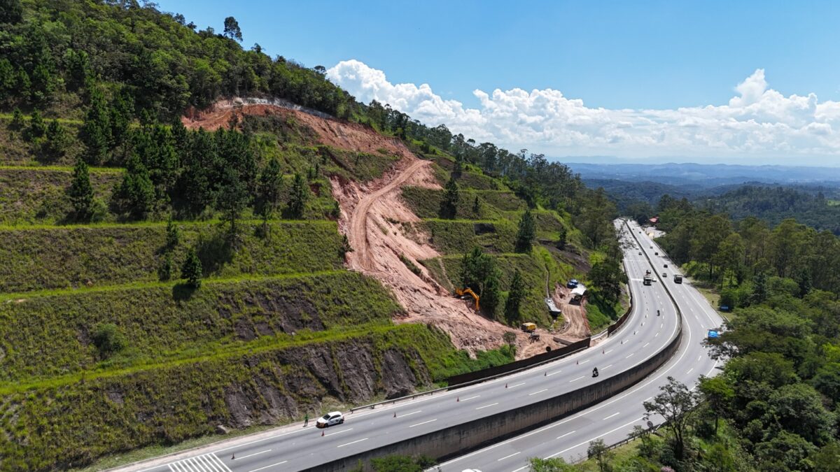 Obras na Mogi-Dutra