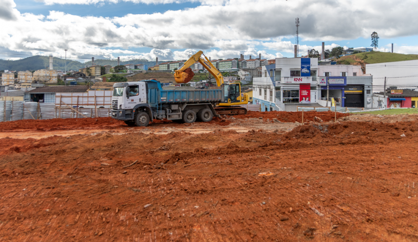 Obras da UBS de Cezar de Souza