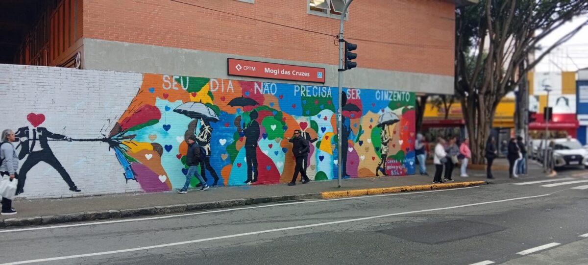 Fachada da Estação de Mogi Das Cruzes recebe intervenção artística