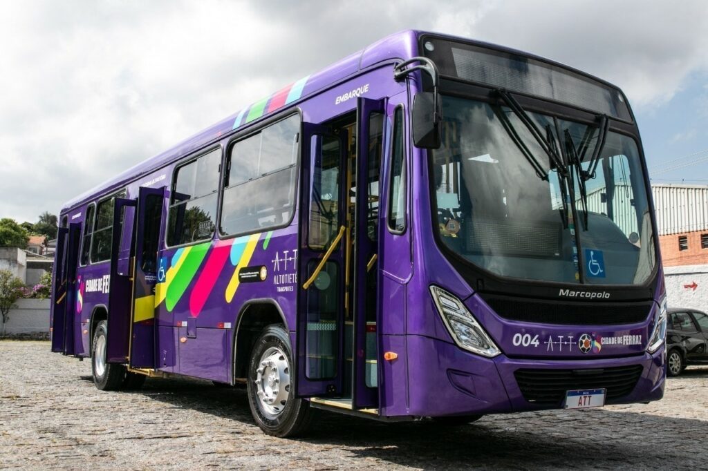 onibus ferraz