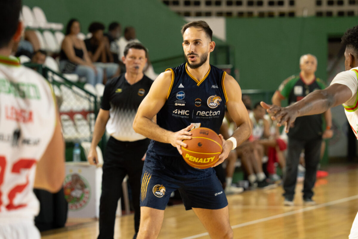 Mogi Basquete