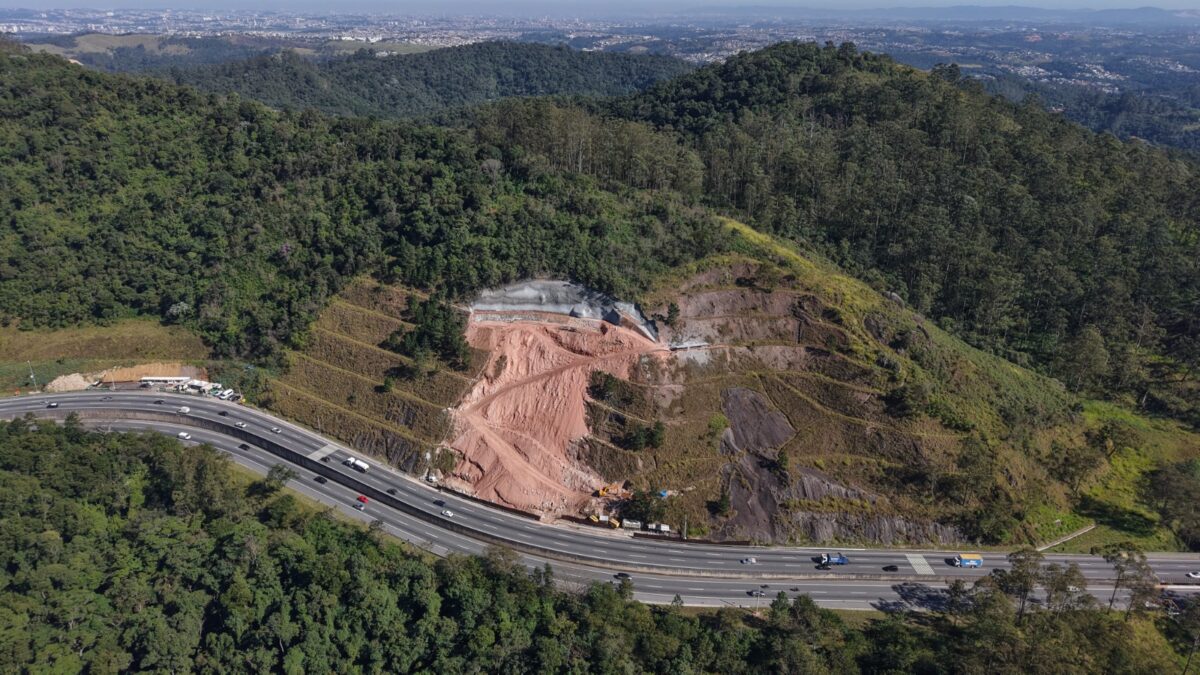 Obras na Mogi-Dutra